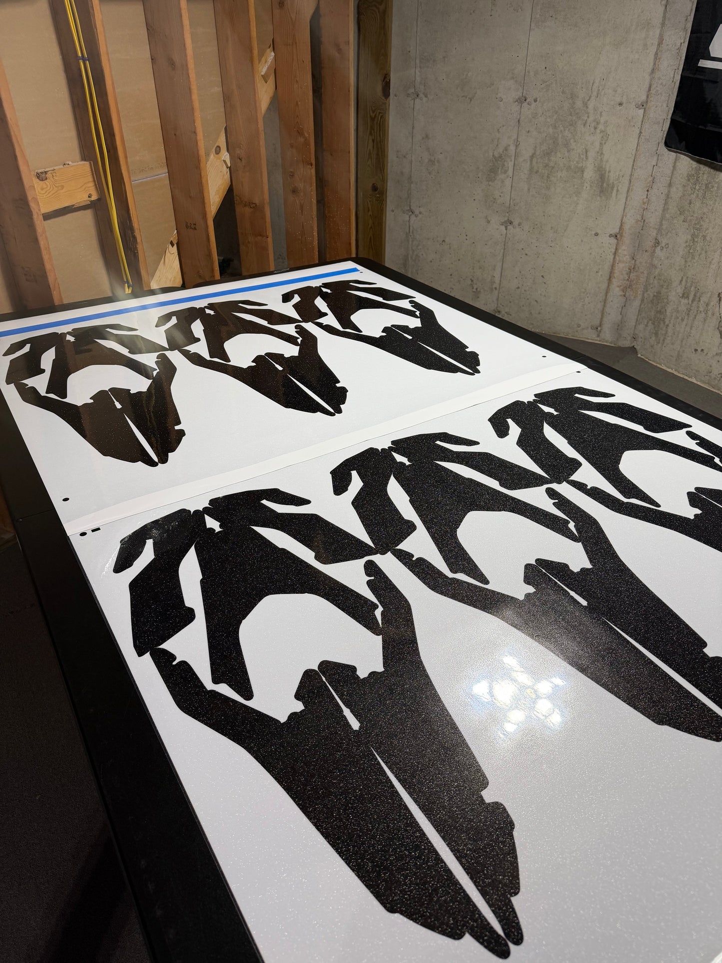 Ultra Bee Sparkle Wrap