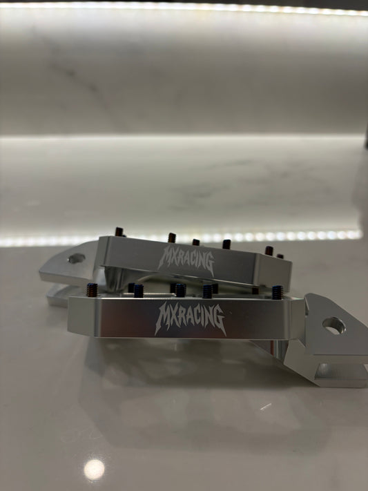 Foot pegs for lbx,eride,x3